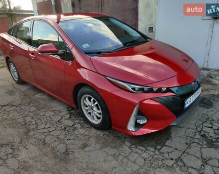 Красный Тойота Приус, объемом двигателя 1.8 л и пробегом 93 тыс. км за 18500 $, фото 5 на Automoto.ua