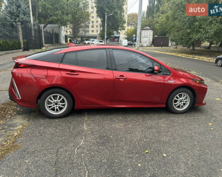 Красный Тойота Приус, объемом двигателя 1.8 л и пробегом 241 тыс. км за 16800 $, фото 4 на Automoto.ua