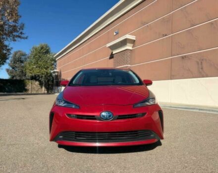 Красный Тойота Приус, объемом двигателя 1.8 л и пробегом 33 тыс. км за 11300 $, фото 1 на Automoto.ua