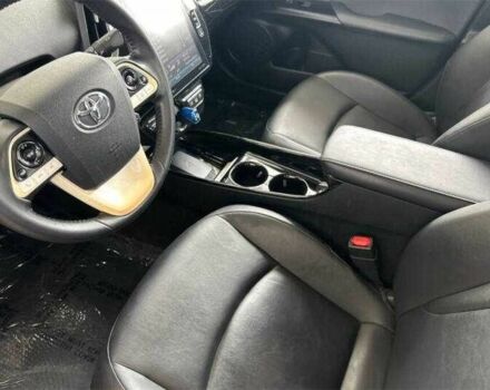 Тойота Приус 2019 в Чернигове на Automoto.ua Красный Тойота Приус, объемом двигателя 1.8 л и пробегом 56 тыс. км за 4600 $, фото 10 на Automoto.ua