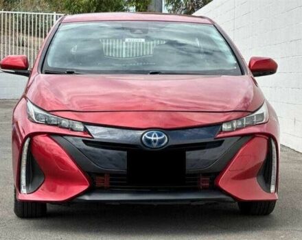 Тойота Приус 2019 в Чернигове на Automoto.ua Красный Тойота Приус, объемом двигателя 1.8 л и пробегом 56 тыс. км за 4600 $, фото 1 на Automoto.ua