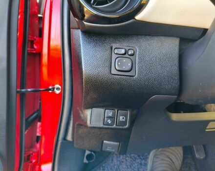 Красный Тойота Приус, объемом двигателя 1.5 л и пробегом 66 тыс. км за 14800 $, фото 18 на Automoto.ua