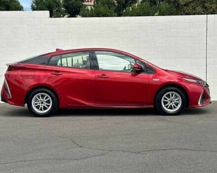 Тойота Приус 2019 в Чернигове на Automoto.ua Красный Тойота Приус, объемом двигателя 1.8 л и пробегом 56 тыс. км за 4600 $, фото 3 на Automoto.ua