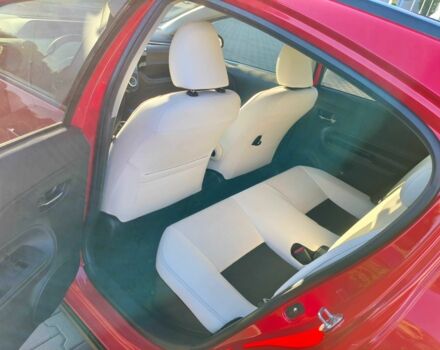 Красный Тойота Приус, объемом двигателя 1.5 л и пробегом 66 тыс. км за 14800 $, фото 9 на Automoto.ua