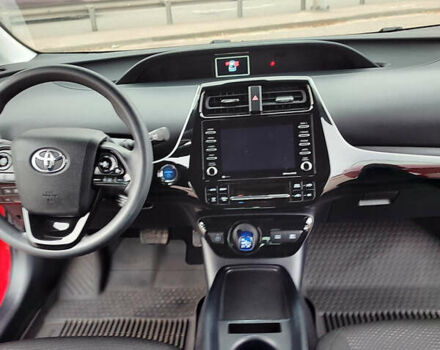 Красный Тойота Приус, объемом двигателя 1.8 л и пробегом 147 тыс. км за 19200 $, фото 13 на Automoto.ua