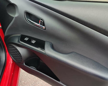 Красный Тойота Приус, объемом двигателя 1.8 л и пробегом 147 тыс. км за 19200 $, фото 12 на Automoto.ua