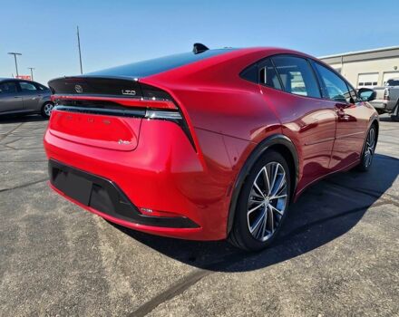 Тойота Приус 2023 в Днепре (Днепропетровске) на Automoto.ua Красный Тойота Приус, объемом двигателя 2 л и пробегом 19 тыс. км за 15000 $, фото 3 на Automoto.ua