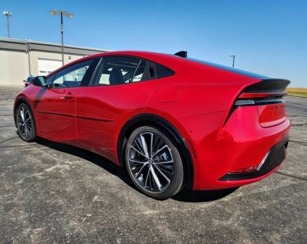 Тойота Приус 2023 в Днепре (Днепропетровске) на Automoto.ua Красный Тойота Приус, объемом двигателя 2 л и пробегом 19 тыс. км за 15000 $, фото 4 на Automoto.ua