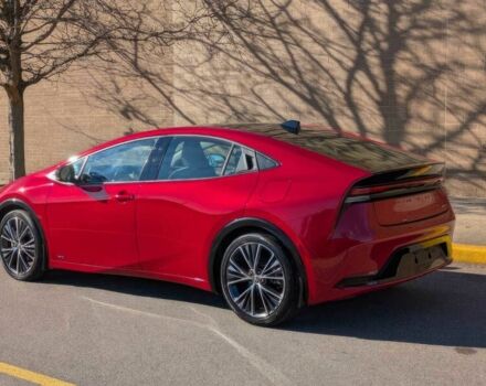 Червоний Тойота Пріус, об'ємом двигуна 2 л та пробігом 22 тис. км за 15000 $, фото 6 на Automoto.ua