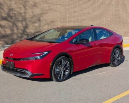 Червоний Тойота Пріус, об'ємом двигуна 2 л та пробігом 22 тис. км за 15000 $, фото 2 на Automoto.ua