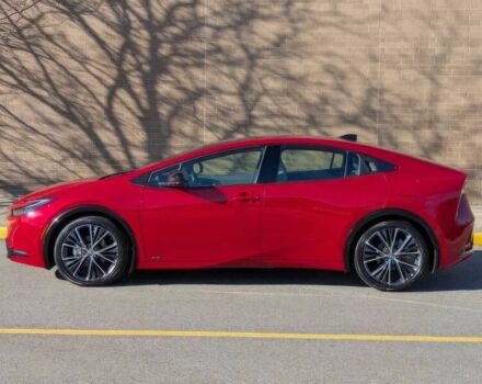 Червоний Тойота Пріус, об'ємом двигуна 2 л та пробігом 22 тис. км за 15000 $, фото 3 на Automoto.ua