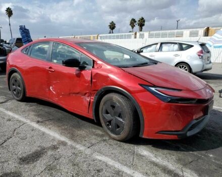 Красный Тойота Приус, объемом двигателя 2 л и пробегом 9 тыс. км за 7900 $, фото 2 на Automoto.ua