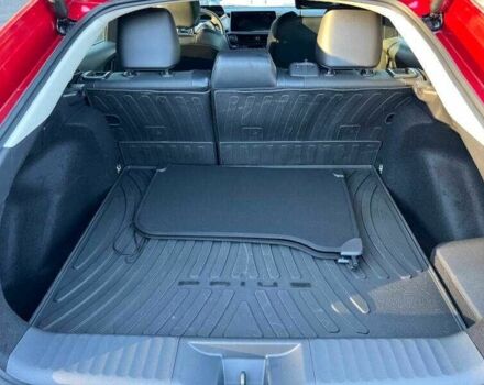 Красный Тойота Приус, объемом двигателя 2 л и пробегом 10 тыс. км за 12000 $, фото 17 на Automoto.ua