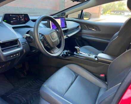 Красный Тойота Приус, объемом двигателя 2 л и пробегом 10 тыс. км за 12000 $, фото 6 на Automoto.ua