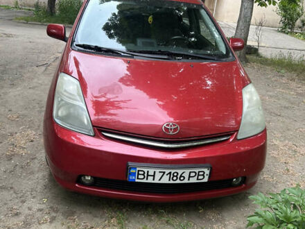 Тойота Приус 2007 в Одессе на Automoto.ua Красный Тойота Приус, объемом двигателя 1.5 л и пробегом 300 тыс. км за 6700 $, фото 1 на Automoto.ua