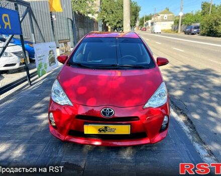 Червоний Тойота Пріус, об'ємом двигуна 1.5 л та пробігом 195 тис. км за 8800 $, фото 1 на Automoto.ua
