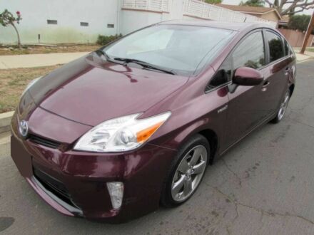 Красный Тойота Приус, объемом двигателя 1.8 л и пробегом 84 тыс. км за 6500 $, фото 1 на Automoto.ua