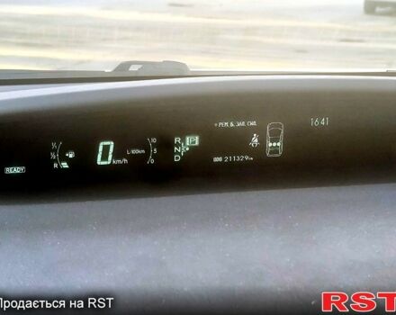 Тойота Приус, объемом двигателя 18 л и пробегом 211 тыс. км за 10000 $, фото 12 на Automoto.ua