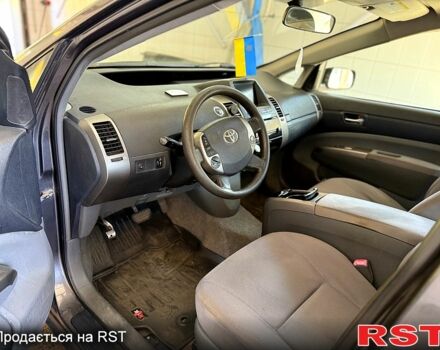 Тойота Приус, объемом двигателя 1.5 л и пробегом 210 тыс. км за 2999 $, фото 4 на Automoto.ua