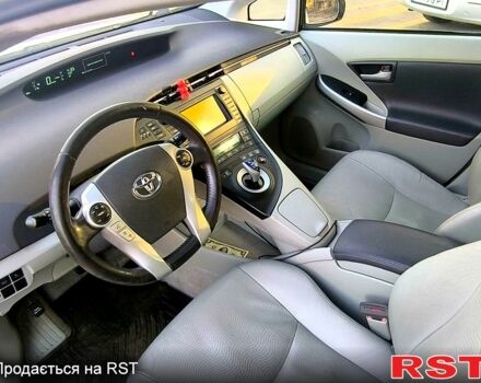 Тойота Приус, объемом двигателя 18 л и пробегом 211 тыс. км за 10000 $, фото 13 на Automoto.ua