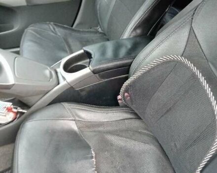 Тойота Пріус, об'ємом двигуна 1.8 л та пробігом 250 тис. км за 5000 $, фото 5 на Automoto.ua