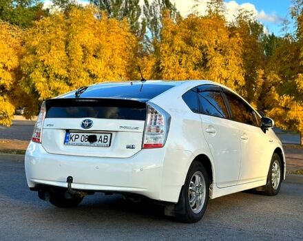 Тойота Приус, объемом двигателя 1.8 л и пробегом 210 тыс. км за 11000 $, фото 3 на Automoto.ua