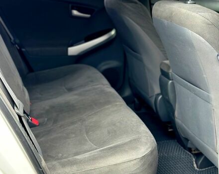 Тойота Приус, объемом двигателя 1.8 л и пробегом 210 тыс. км за 11000 $, фото 6 на Automoto.ua