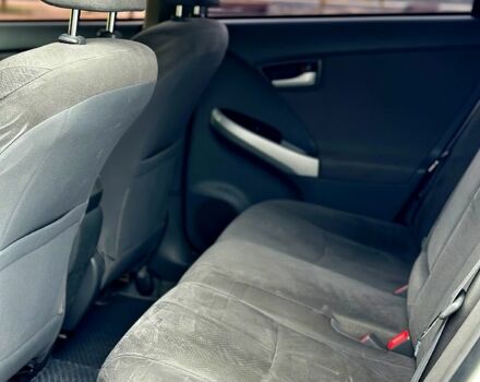 Тойота Приус, объемом двигателя 1.8 л и пробегом 210 тыс. км за 11000 $, фото 8 на Automoto.ua