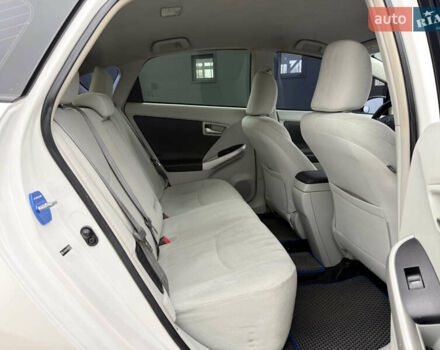 Тойота Приус, объемом двигателя 1.8 л и пробегом 220 тыс. км за 9950 $, фото 16 на Automoto.ua