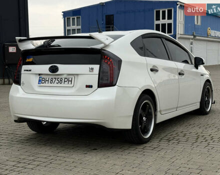 Тойота Приус, объемом двигателя 1.8 л и пробегом 220 тыс. км за 9950 $, фото 6 на Automoto.ua