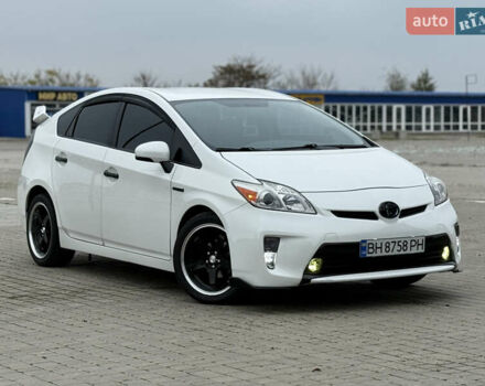 Тойота Приус, объемом двигателя 1.8 л и пробегом 220 тыс. км за 9950 $, фото 1 на Automoto.ua