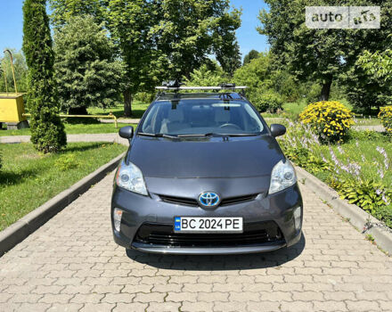 Тойота Приус, объемом двигателя 1.8 л и пробегом 285 тыс. км за 10100 $, фото 5 на Automoto.ua