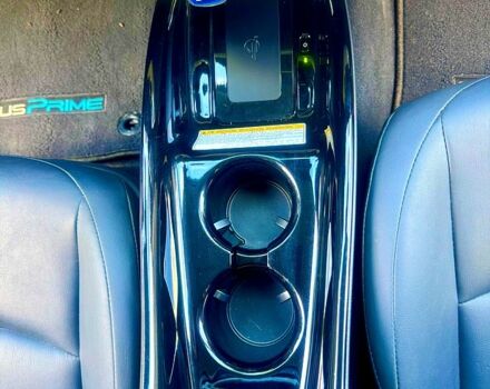 Тойота Приус, объемом двигателя 1.8 л и пробегом 137 тыс. км за 18400 $, фото 11 на Automoto.ua