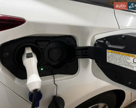 Тойота Приус, объемом двигателя 1.8 л и пробегом 90 тыс. км за 21500 $, фото 13 на Automoto.ua