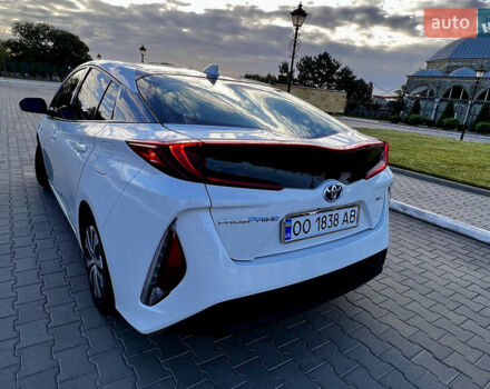 Тойота Приус, объемом двигателя 1.8 л и пробегом 90 тыс. км за 21500 $, фото 5 на Automoto.ua