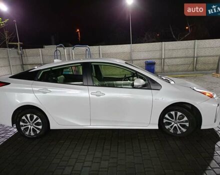 Тойота Приус, объемом двигателя 1.8 л и пробегом 53 тыс. км за 22999 $, фото 3 на Automoto.ua