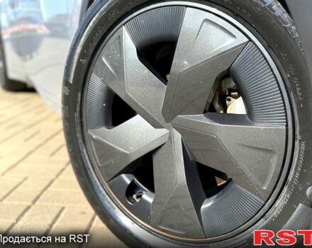 Тойота Приус, объемом двигателя 2 л и пробегом 116 тыс. км за 26500 $, фото 3 на Automoto.ua