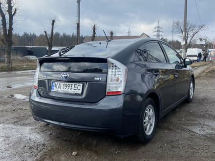 Тойота Приус 2011 в Киеве на Automoto.ua Тойота Приус, объемом двигателя 1.8 л и пробегом 396 тыс. км за 9200 $, фото 1 на Automoto.ua