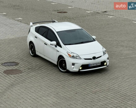 Тойота Приус, объемом двигателя 1.8 л и пробегом 220 тыс. км за 9950 $, фото 1 на Automoto.ua