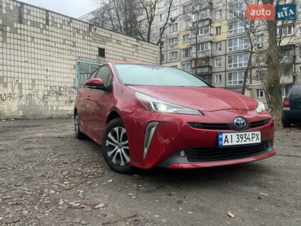 Тойота Приус 2019 в Киеве на Automoto.ua Тойота Приус, объемом двигателя 1.8 л и пробегом 127 тыс. км за 18800 $, фото 1 на Automoto.ua