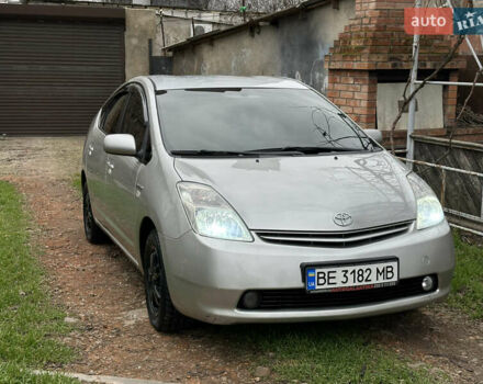 Серый Тойота Приус, объемом двигателя 1.5 л и пробегом 320 тыс. км за 6500 $, фото 7 на Automoto.ua