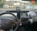 Серый Тойота Приус, объемом двигателя 1.5 л и пробегом 303 тыс. км за 5800 $, фото 2 на Automoto.ua