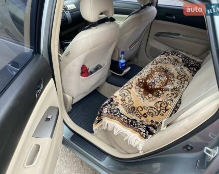 Серый Тойота Приус, объемом двигателя 1.5 л и пробегом 145 тыс. км за 6500 $, фото 2 на Automoto.ua