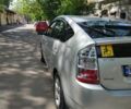 Серый Тойота Приус, объемом двигателя 1.5 л и пробегом 367 тыс. км за 6500 $, фото 5 на Automoto.ua