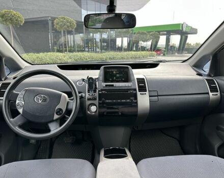 Серый Тойота Приус, объемом двигателя 1.5 л и пробегом 172 тыс. км за 5850 $, фото 8 на Automoto.ua