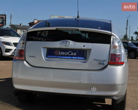 Серый Тойота Приус, объемом двигателя 1.5 л и пробегом 295 тыс. км за 7300 $, фото 6 на Automoto.ua