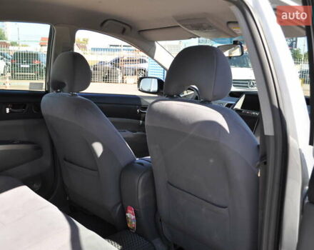 Серый Тойота Приус, объемом двигателя 1.5 л и пробегом 295 тыс. км за 7300 $, фото 23 на Automoto.ua