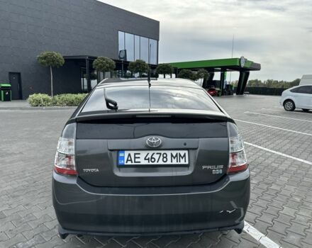 Серый Тойота Приус, объемом двигателя 1.5 л и пробегом 172 тыс. км за 5850 $, фото 4 на Automoto.ua
