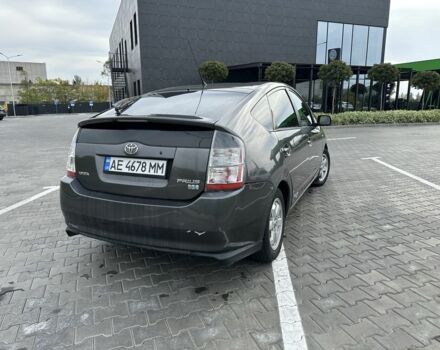 Серый Тойота Приус, объемом двигателя 1.5 л и пробегом 172 тыс. км за 5850 $, фото 6 на Automoto.ua