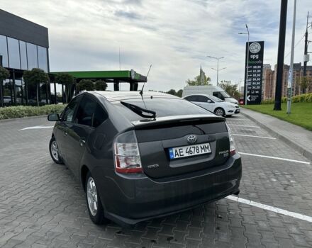 Серый Тойота Приус, объемом двигателя 1.5 л и пробегом 172 тыс. км за 5850 $, фото 5 на Automoto.ua